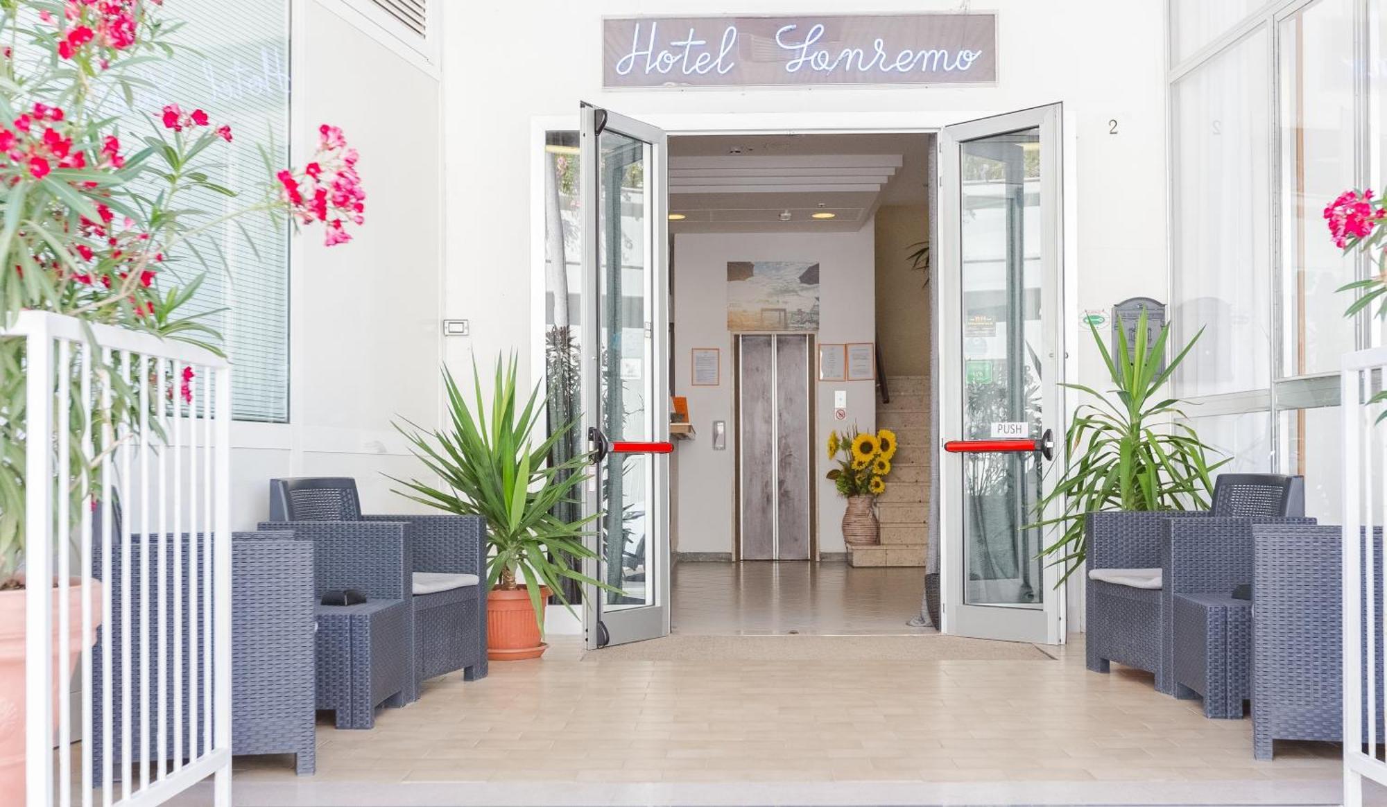 Hotel Sanremo Rimini Exteriér fotografie